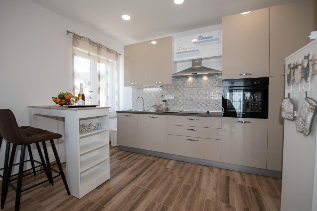 Apartman Rubinic Ičići Buitenkant foto