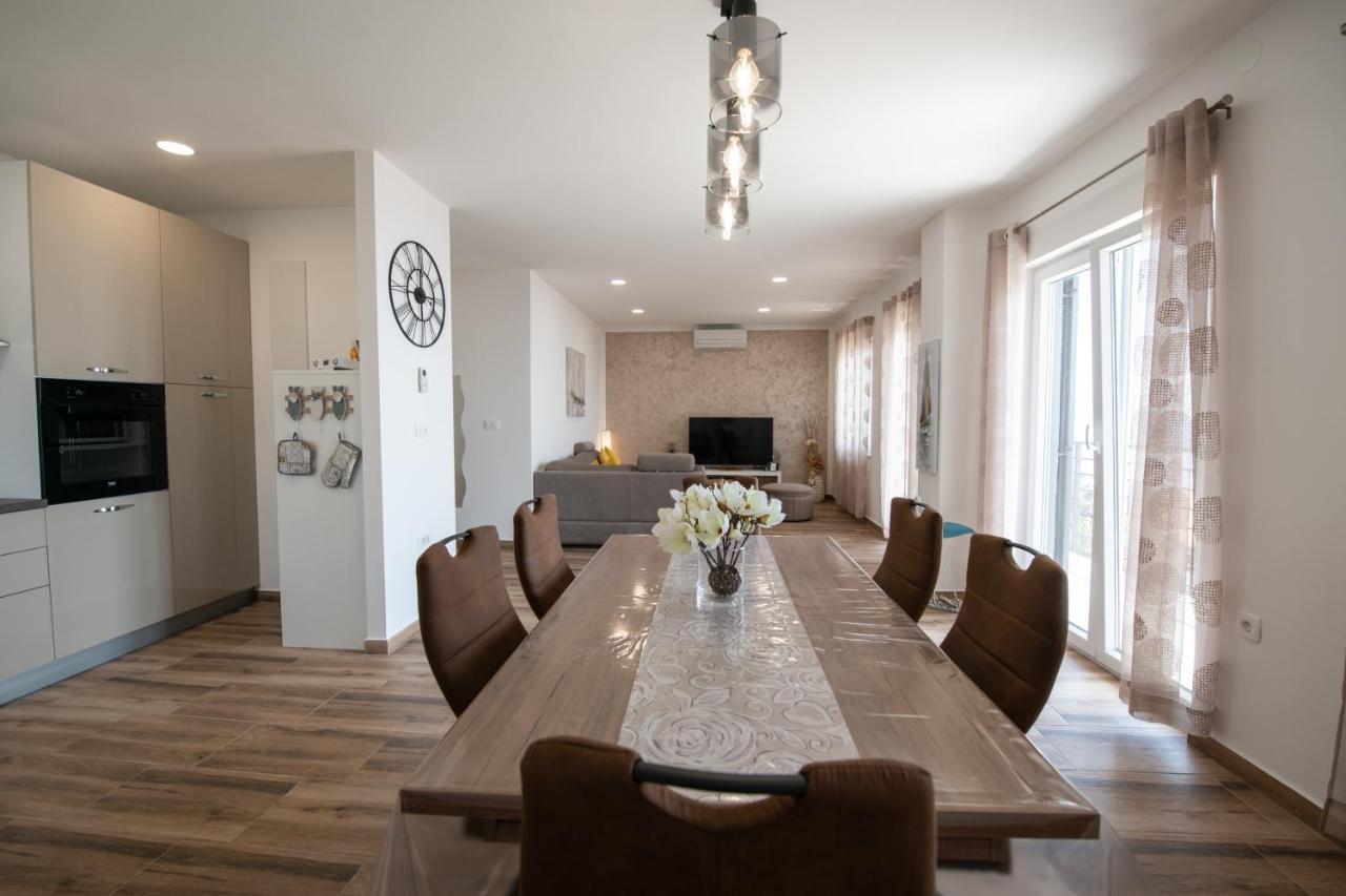 Apartman Rubinic Ičići Buitenkant foto