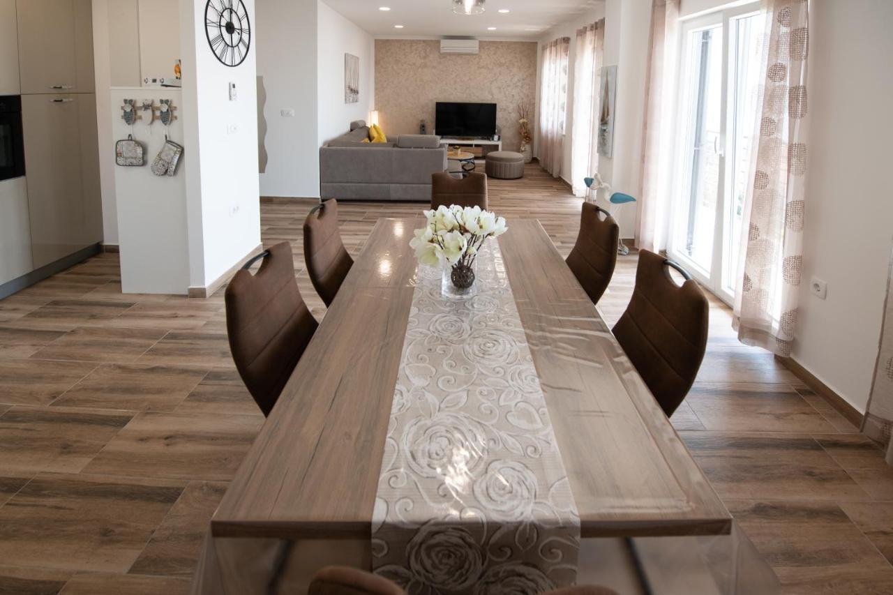 Apartman Rubinic Ičići Buitenkant foto