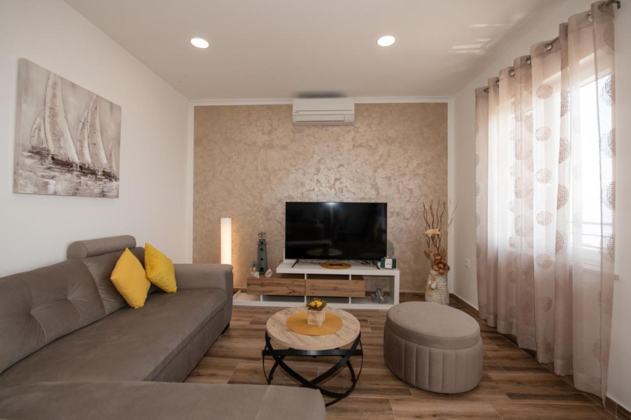 Apartman Rubinic Ičići Buitenkant foto